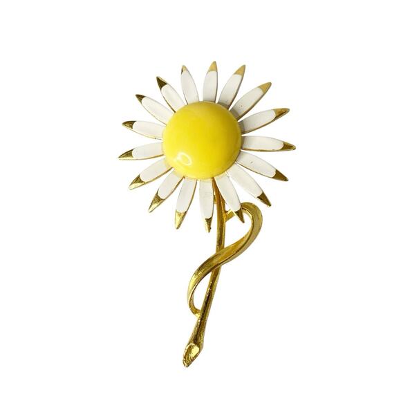 Vintage Enamel Daisy Flower Brooch On A Stem Gold Tone Pin White Gold Tipped - Picture 1 of 5